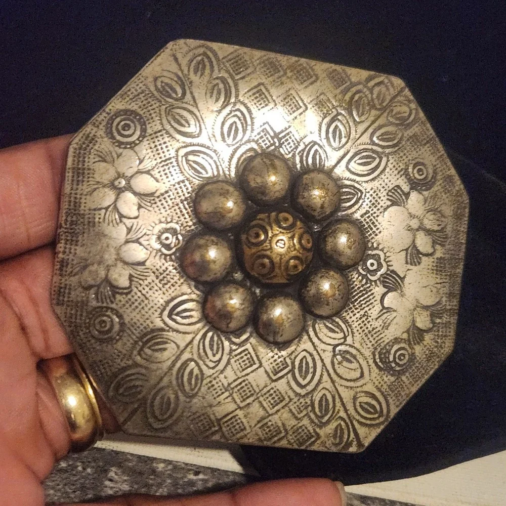 Vintage Octagonal Floral Etched Mixed Metal Belt Buckle Silver‎ Brass Tone Boho